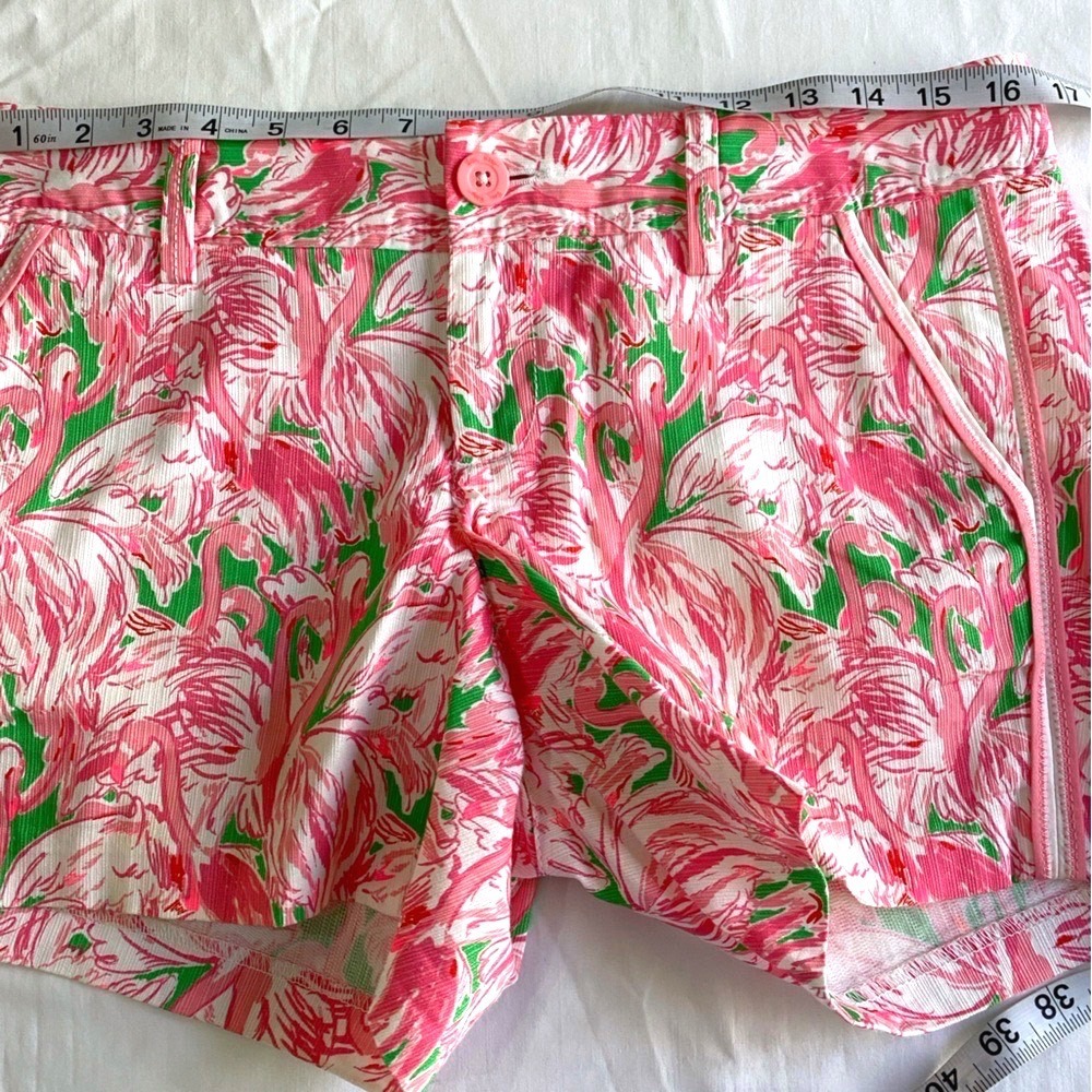 Lilly Pulitzer Callahan Mid-Rise Short in Colony Pink Flamingo Novelty Print 4 - Picture 6 of 9